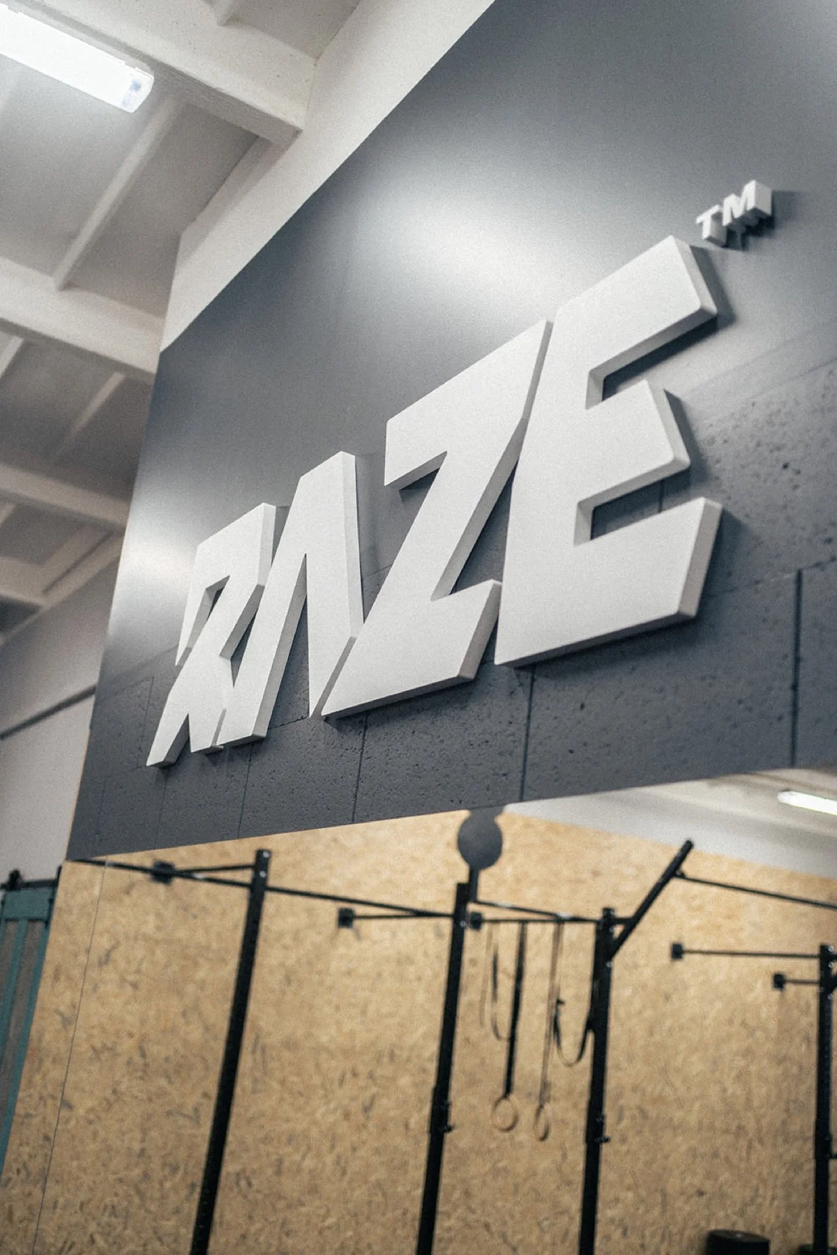 RAZE GYM — Raum, Training und Community 1